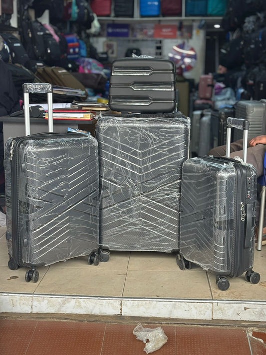 4 n 1 Luxurious Unbreakable PP Suitcase