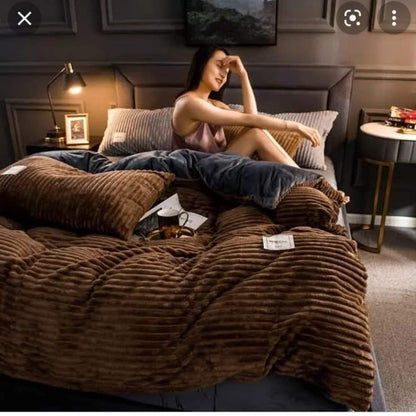 6 X 7 Velvet Duvet Sets inclusive of 2pillow cases and a sheet